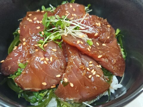 残ったお刺身で簡単ランチ♪カツオの漬け丼